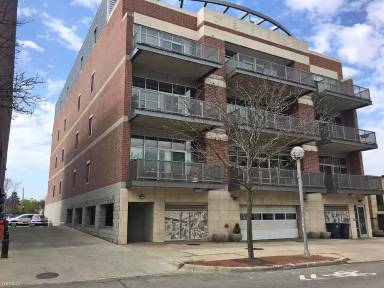 Main picture of 322 E Liberty St