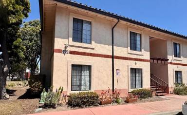 Main picture of 32 S Garden St