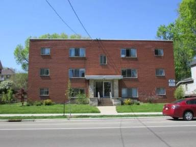 Main picture of 640 E Johnson St