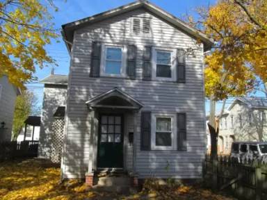 Main picture of 17 N 7th St