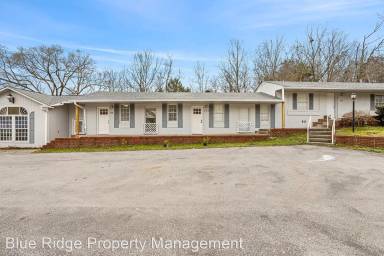 Main picture of 2300 E Main St