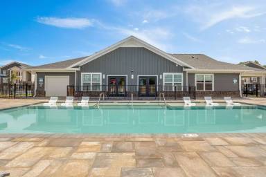 Main picture of 1023 Center View Rd