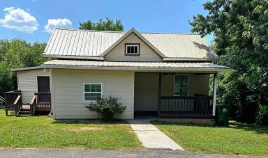 Main picture of 717 Walnut St