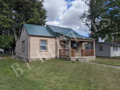 Main picture of 724 N Elm St