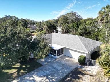 Main picture of 22 Oakmont Cir