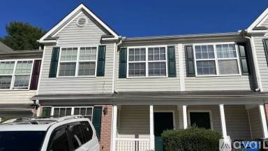 Main picture of 920 Chase Ln