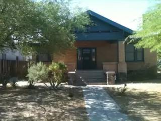 Main picture of 504 E 1st St