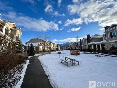 Main picture of 7624 Creekside Center Dr