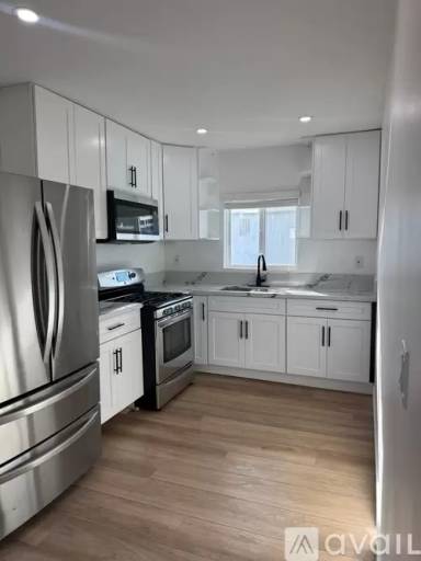 Main picture of 7348 Florence Ave