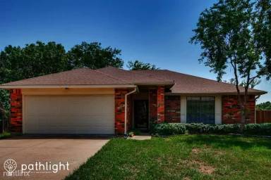 Main picture of 1405 Sedalia Dr