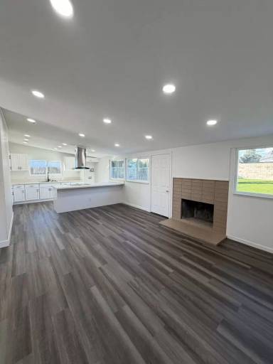 Main picture of 9341 Joyzelle Dr