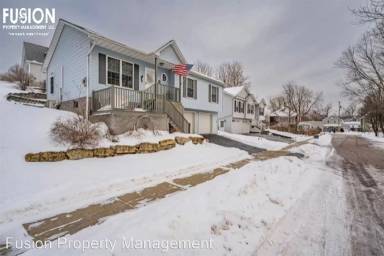 Main picture of 11 Thornton St