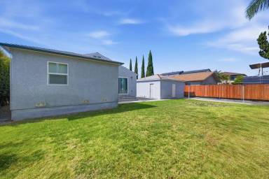Main picture of 6230 Rose St