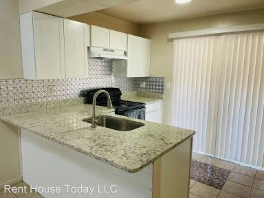 Main picture of 2219 Leo Dr