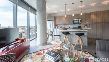 Main picture of 820 W Lake St