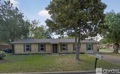 Main picture of 1023 Columbia Ave