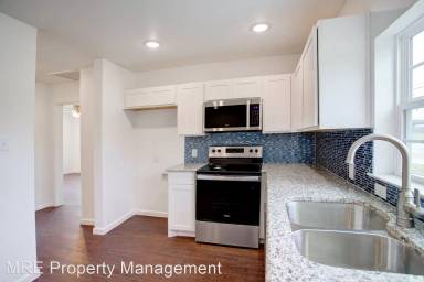 Main picture of 3301 Burton Ave