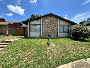 Main picture of 6604 Spring Hurst St