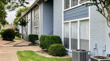 Main picture of 11945 Barwood Bend Dr