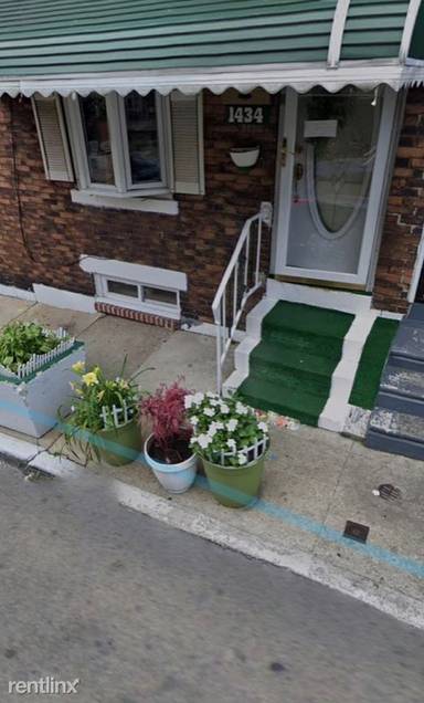Main picture of 1434 S Paxon St
