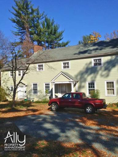 Main picture of 110 Maywood Ln
