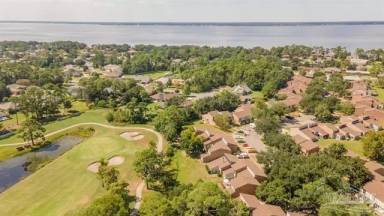 Main picture of 4801 Huron Dr