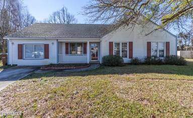 Main picture of 109 Corral Way