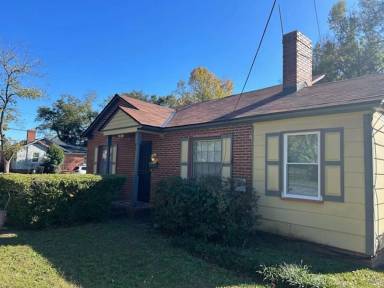 Main picture of 2424 7th St