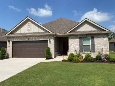 Main picture of 128 Kinglet Way