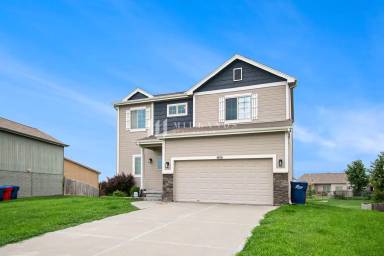 Main picture of 4410 Brook St