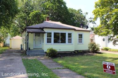 Main picture of 717 W 32nd St