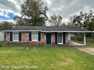 Main picture of 224 Southlawn Dr