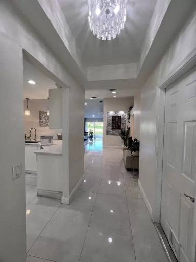 Main picture of 1590 Orion Ln