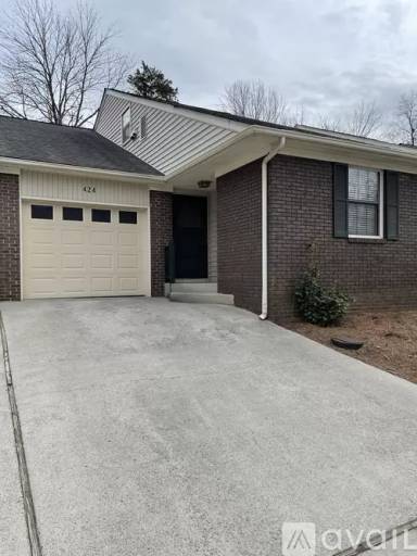 Main picture of 424 Amanda Cir