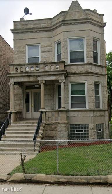 Main picture of 919 W Garfield Blvd