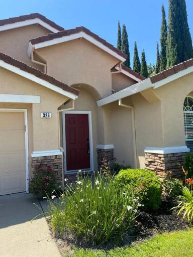 Main picture of 329 Mette Ct