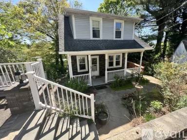 Main picture of 22 Knoll Pl