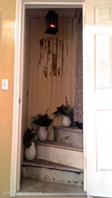 Main picture of 1202 James St