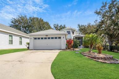 Main picture of 6250 Sailboat Ave