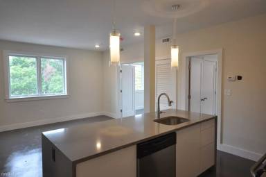 Main picture of 659 Massachusetts Ave