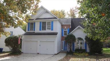 Main picture of 210 Newberry Ln