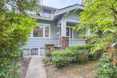 Main picture of 910 N I St