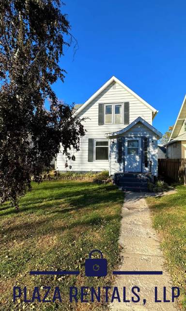 Main picture of 217 7th Ave SW