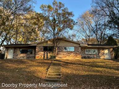 Main picture of 2818 Eblen Dr