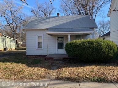 Main picture of 326 N Millwood St