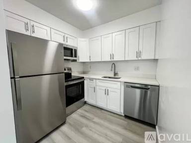 Main picture of 737 Cove Rd