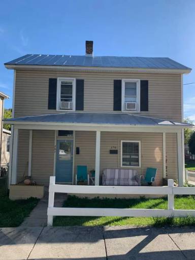 Main picture of 297 W Water St