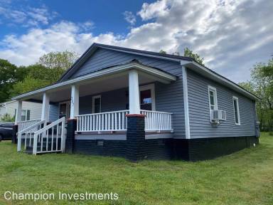 Main picture of 307 S Jacob St