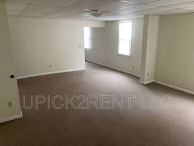 Main picture of 11301 Main St