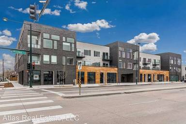 Main picture of 1616 S Broadway